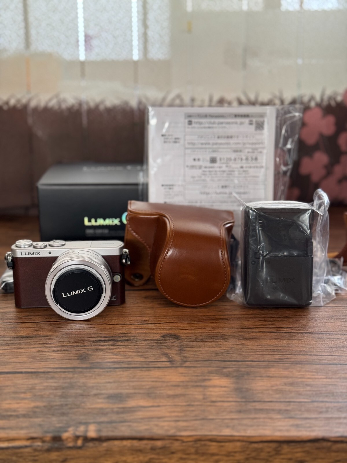 Panasonic Lumix DMC-GM1S Digital Camera Brown body Mint