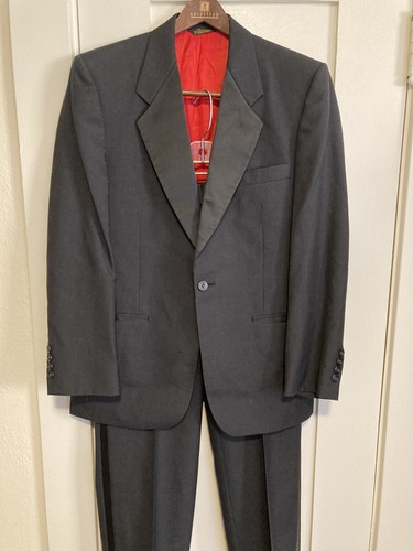 [RECTO] / ☆ 24FW OCTOBER 1997 LARGE / TUXEDO RECTO - Official Website