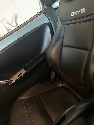 image 4 of interior