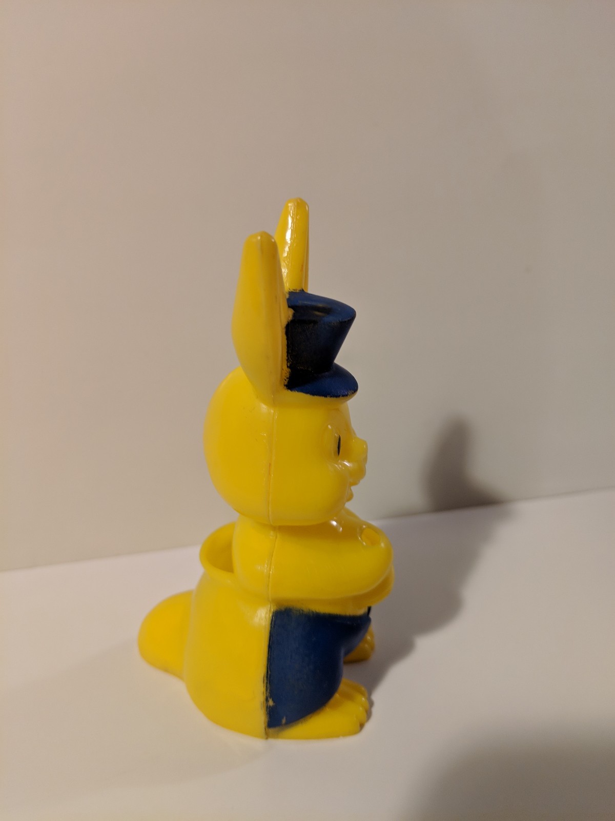 Vintage 50's Rosbro Hard Plastic Easter Bunny Rabbit Candy Container 4