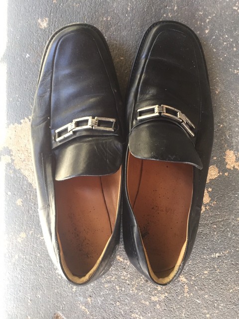 bally shoes near me