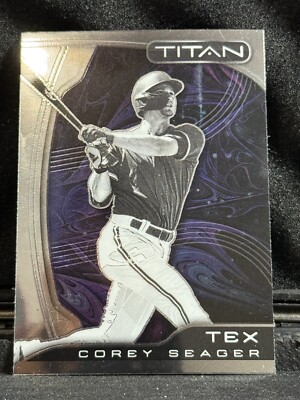 2022 Panini Chronicles Titan Holo #23 Corey Eager
