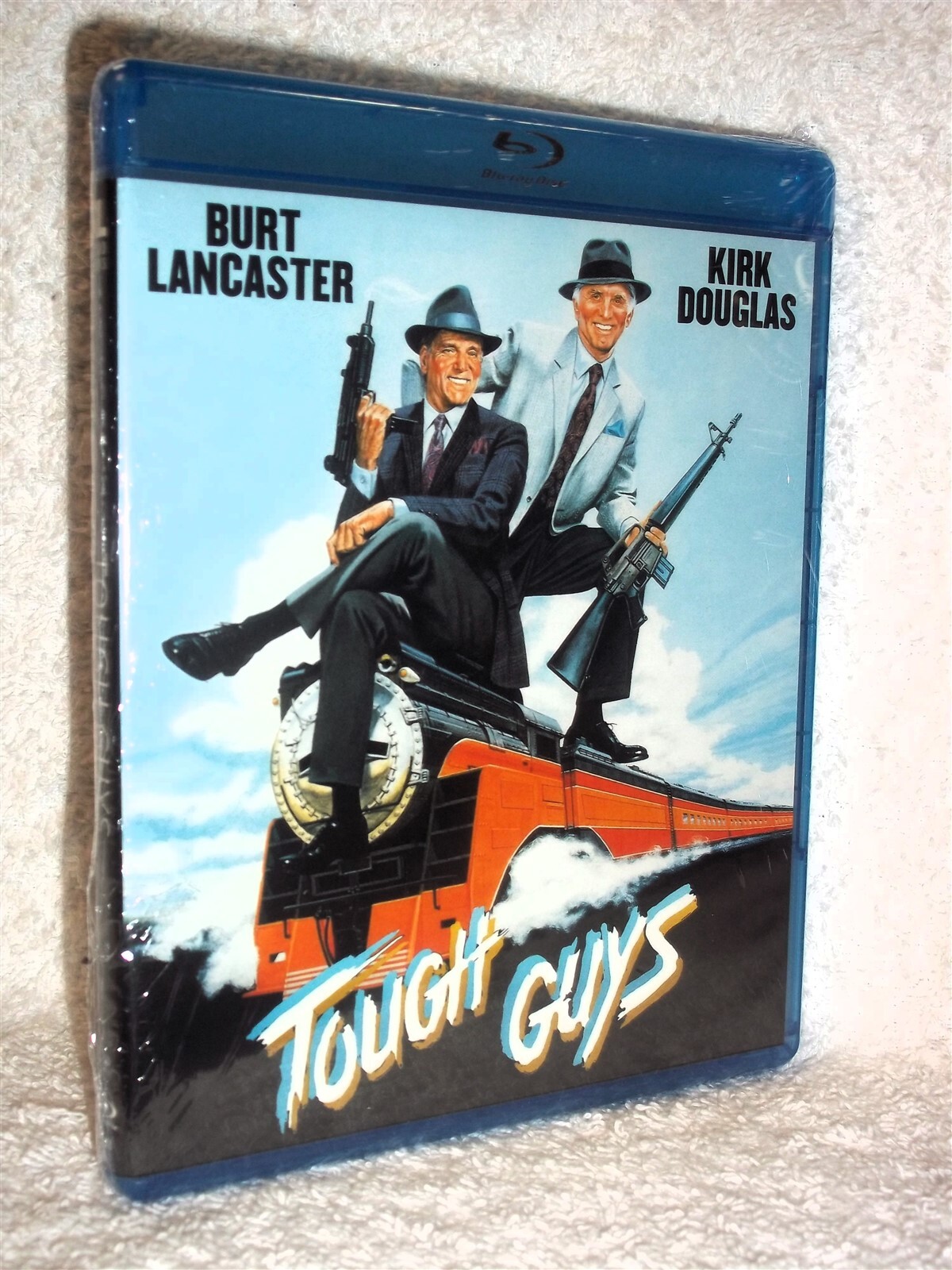 その他 Wells Fough Lynchings [DVD] Amazon.com: 80,000 Suspects [DVD] : Claire Bloom, Richard