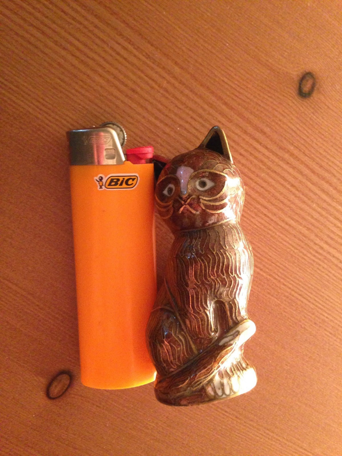 Mid Century Modern CAT FIGURINE Vintage Metallic Enamel Ceramic Ornament