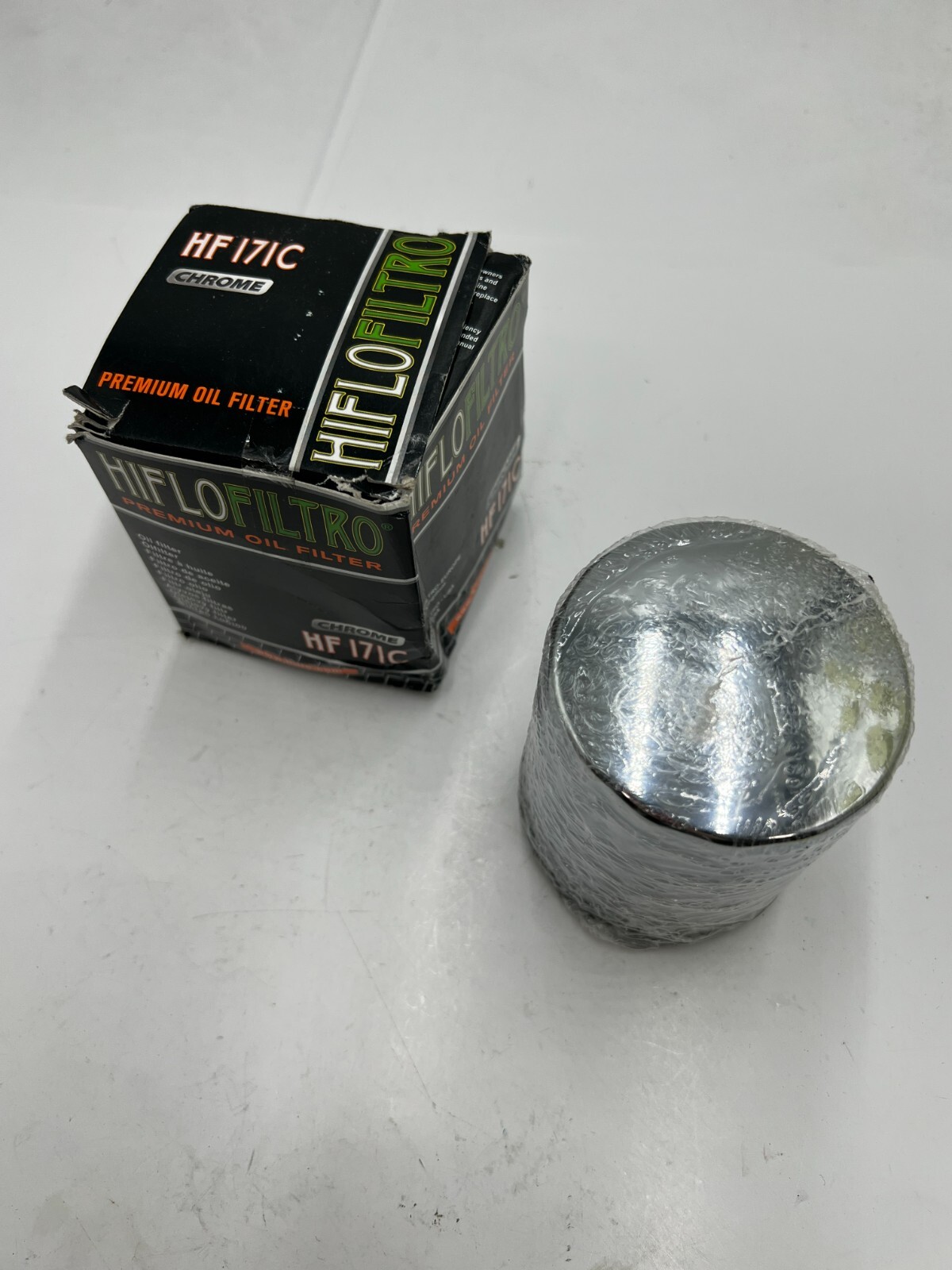 Hiflofiltro Premium Oil Filter Chrome HF171C Replaces Harley-Davidson 63798-99 Hiflofiltro Premium Oil Filter Chrome HF171C Replaces Harley-Davidson 63798-99