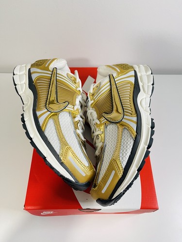 Pre-owned Nike Zoom Vomero 5 'metallic Gold' Photon Dust Hf7723-001 Women's Size 12