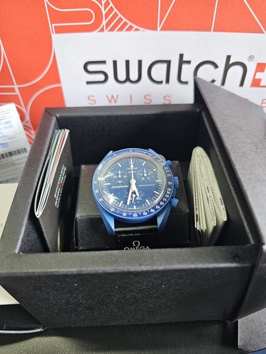 Pre-owned Swatch Rare Omega X  Mission To Neptune Moon - Bnib W/ Warranty Card Snoopy