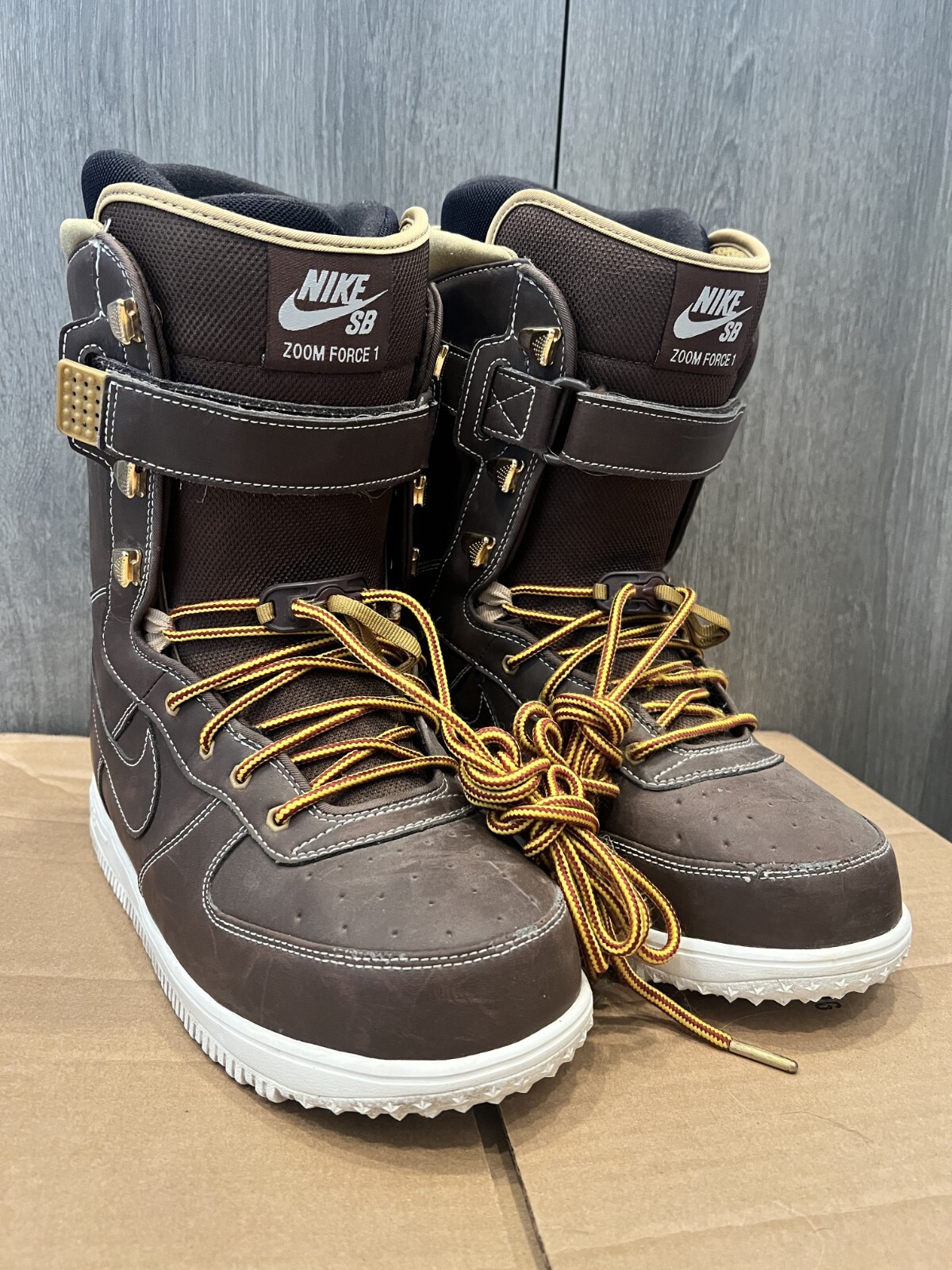 ◇NIKE SNOWBOARDS LADYS 24cm◇ Womens Nike Zoom Force 1 Snowboard Boots size 7 [ULTRA RARE