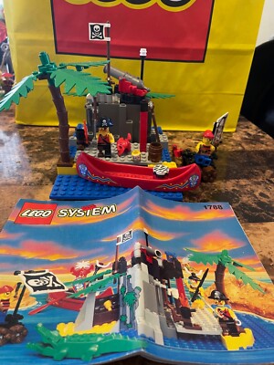 Lego Pirates: Pirate Treasure Chest 1788 Vintage Set