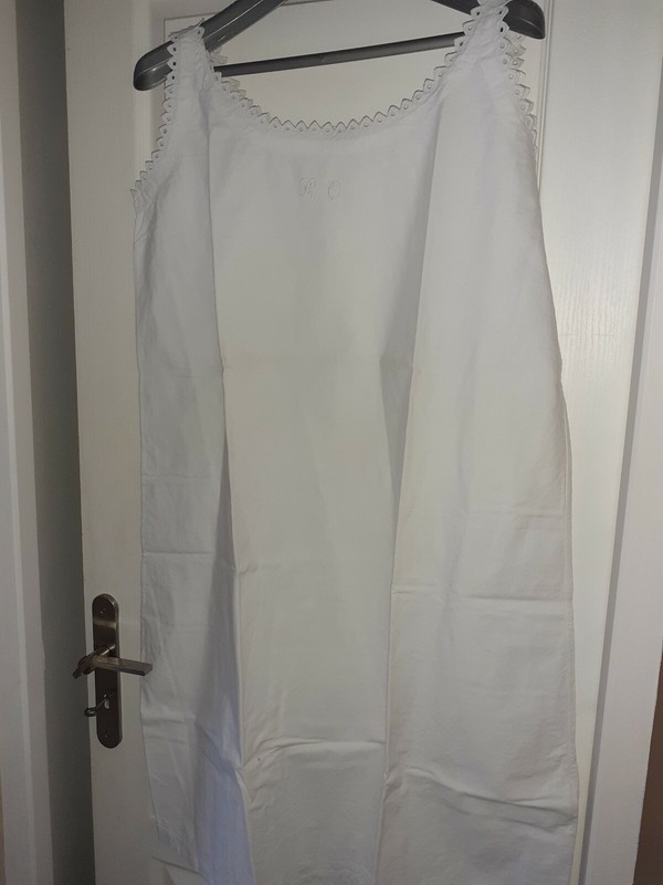 Robe Linge Ancien Monogramme BrodÃ© 