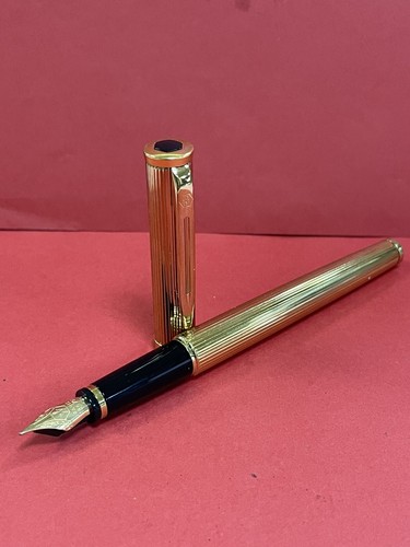 WATERMAN 万年筆 PREFACE プレファス 18k 750 Waterman Preface Gold Finish Fountain Pen 18k-750 M nib Box