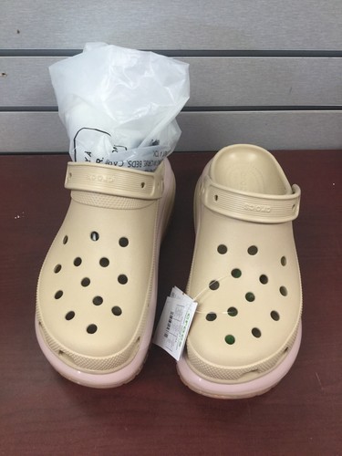 New Crocs Classic Mega Crush Clog- Women's Size 9 Chai Multi