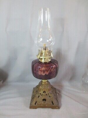 ANTIQUE OIL LAMP AND CHIMNEY SHEPARDS HUT FARMHOUSE