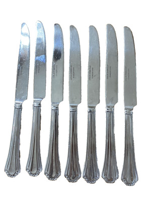Reed & Barton Everyday MANOLIN Dinner Knives Stainless Outlined 18/0 Lot of 7