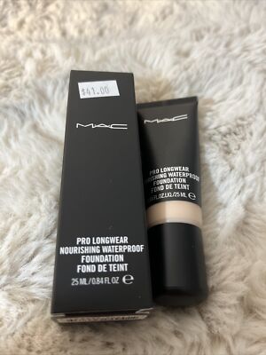 MAC Pro Longwear Nourishing Waterproof Foundation (NW20) .84oz/25ml NIB