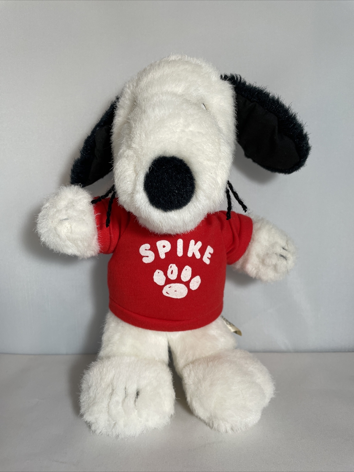 その他 Peanuts: Snoopy&#39;s Brother Spike &amp; Robot [VHS] Snoopy's brother Spike first appeared in Peanuts 44 years