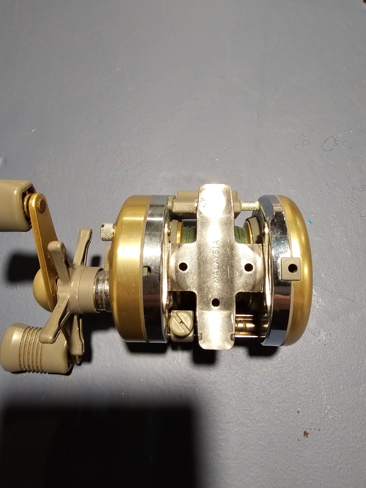 Shimano Corsair Cs300a Baitcaster