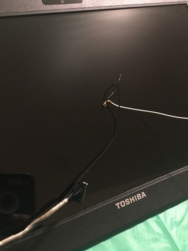 Toshiba Satellite C650-EZ1521 LCD Screen Complete Assembly with Hinges & Cables