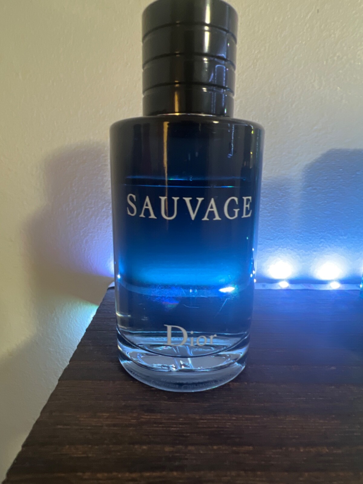 ほぼ新品　Dior SAUVAGE Eau de Toilette Sauvage Eau de Toilette - Dior | Sephora
