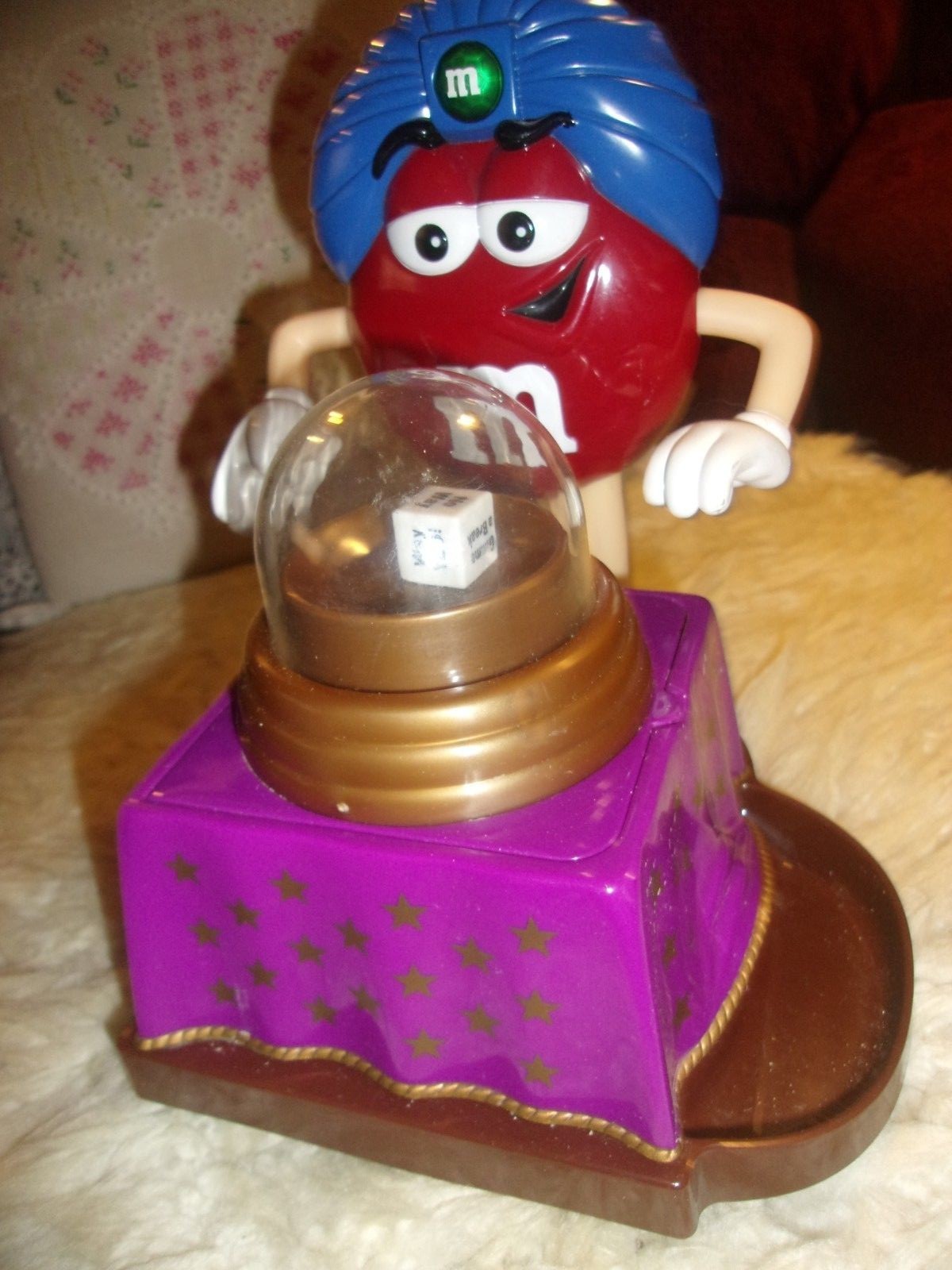 OFFICIAL M & M DISPENSER FORTUNE TELLER CHRISTMAS GIFT