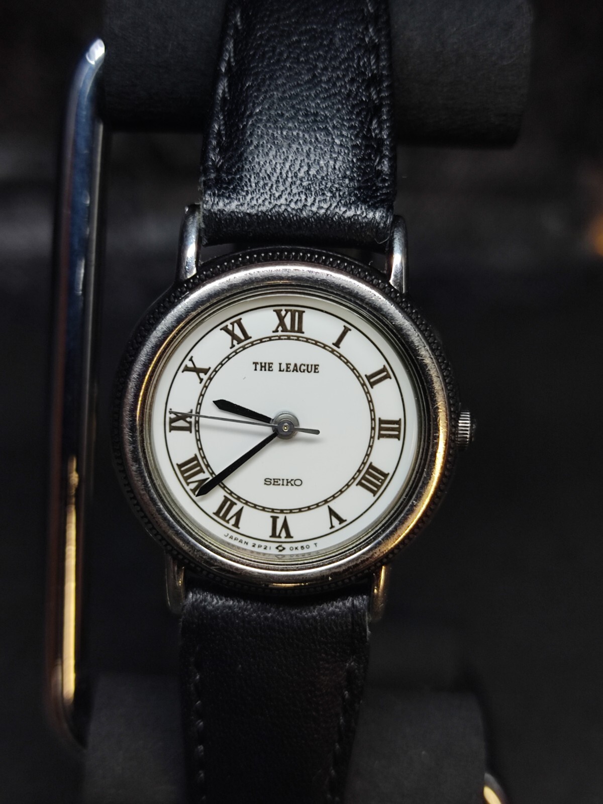Vintage Seiko THE LEAGUE Quartz Round Roman Ladies 2P21-0D40 Vintage Seiko THE LEAGUE Quartz Round Roman Ladies 2P21-0D40
