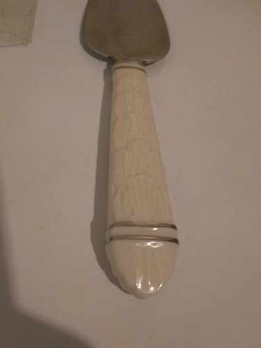 Used 1 Wedding Lenox U.S.A. Cake Cutter Server White Handle Stainless Blade
