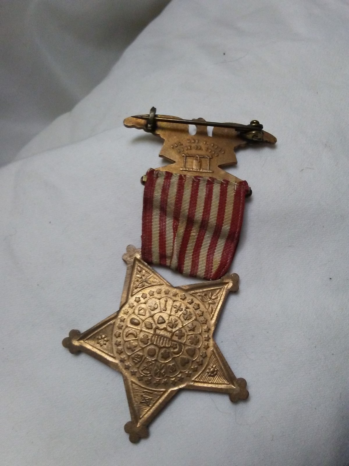 Antique Grand Army of the Republic Civil War Veterans Badge Medal