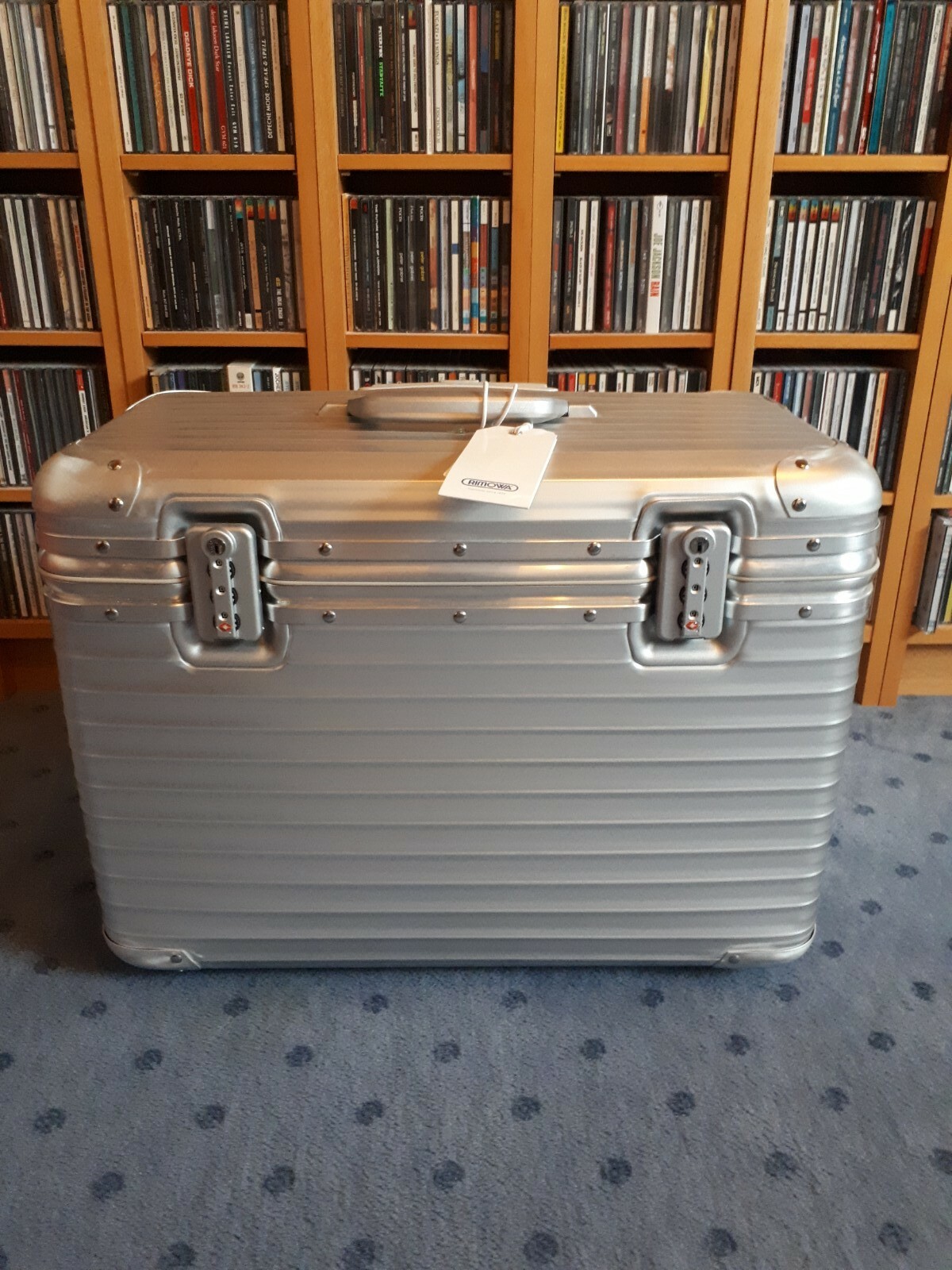 Rimowa Stealth 52 Cabin Trolley