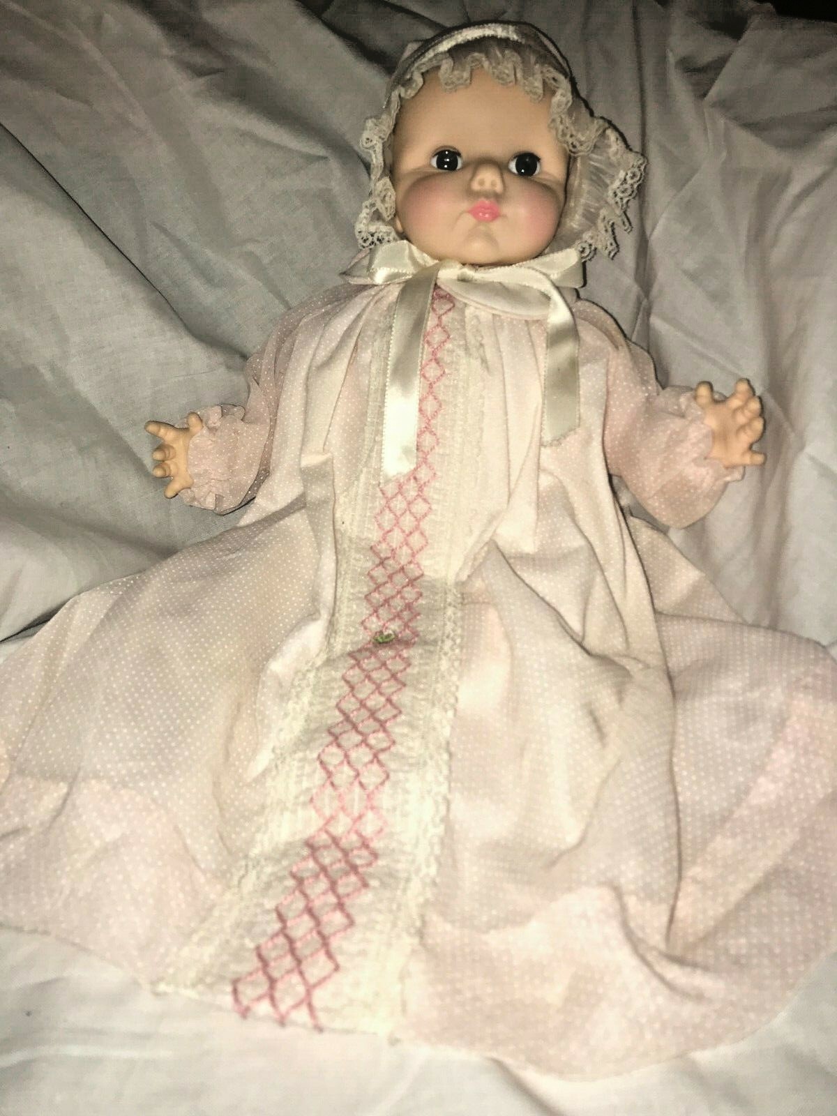 Vtg. 1974 EFFANBEE VICTORIA Baby Doll, Model 8475 - EXCELLENT CONDITON