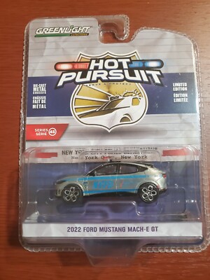 GreenLight Hot Pursuit RAW CHASE NYPD 2022 Ford Mustang Mach-E GT ~FREE SHIPPING