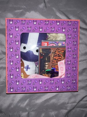 Behemoth Castle Crashers Remastered Switch Donut Box + Plush 