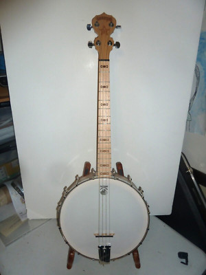 Barely used Deering Goodtime 17-Fret Tenor 4-String Banjo