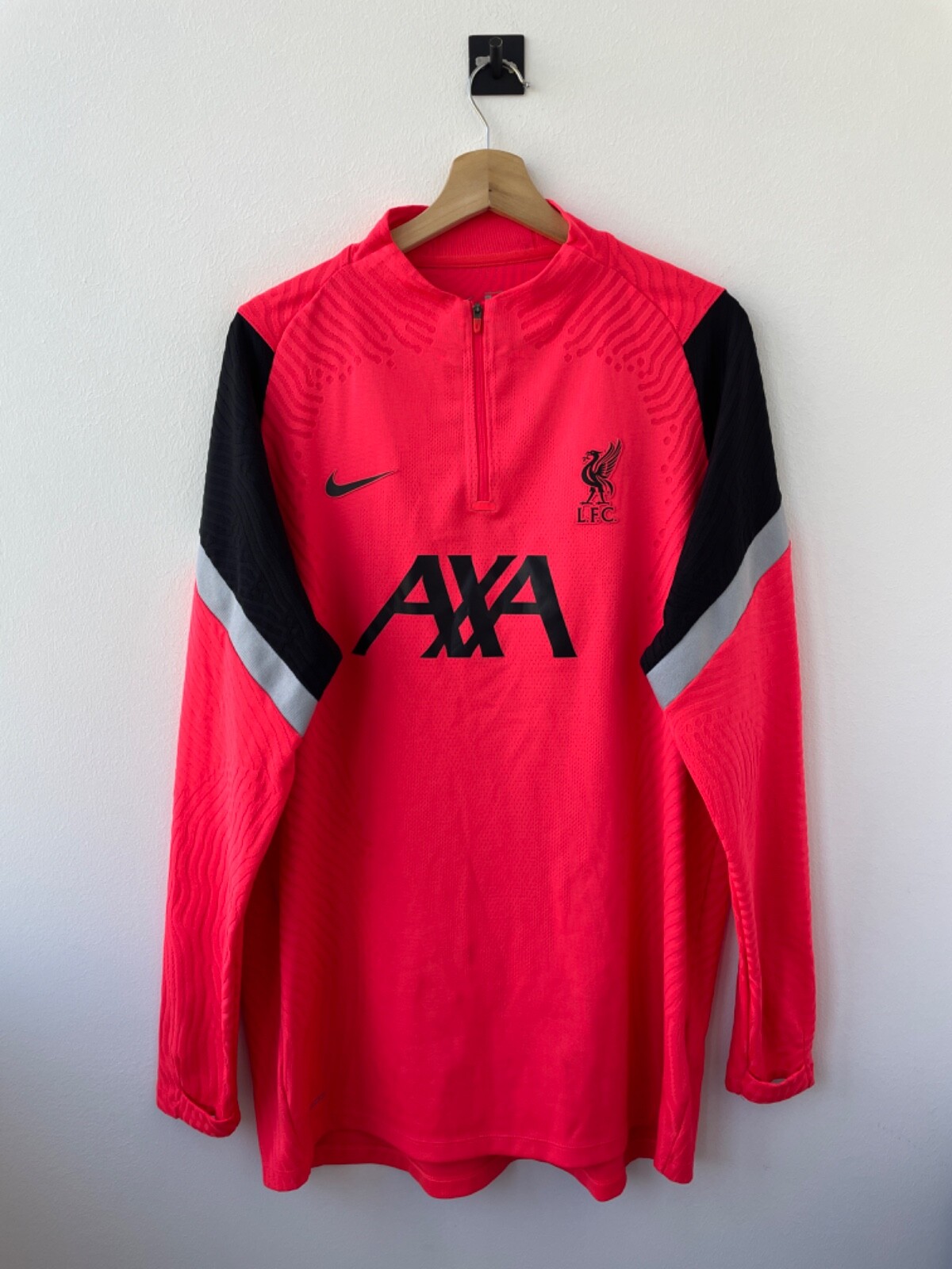 Liverpool リバプールFC Nike Dri-FIT ジャージ レッド Nike Mサイズ