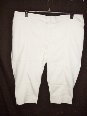 Catherines White Soft Stretch Fabric Capris Women's Plus Size 30W ~ NWOT ~ g