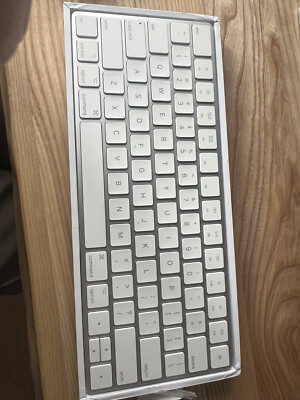 Apple MK2A3LL/A Magic Keyboard, Silver | eBay
