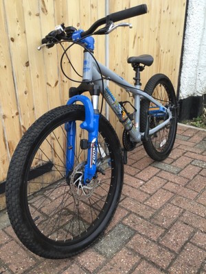 Mongoose Fireball Kids 24’ Mountain Bike