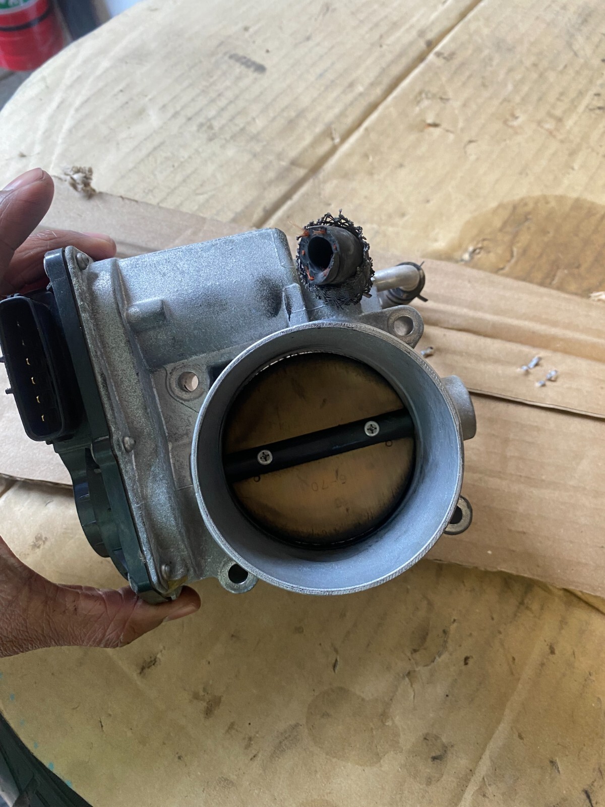 TOYOTA CROWN GRS184 2GR THROTTLE BODY - thumbnail 2