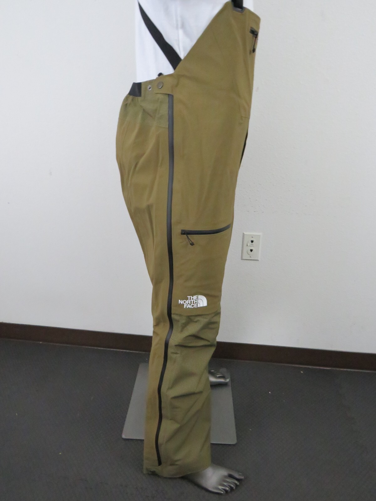 Pre-owned The North Face Mens  Pumori Futurelight Waterproof Ski Bibs Shell Pants - Olive In Pine Needle
