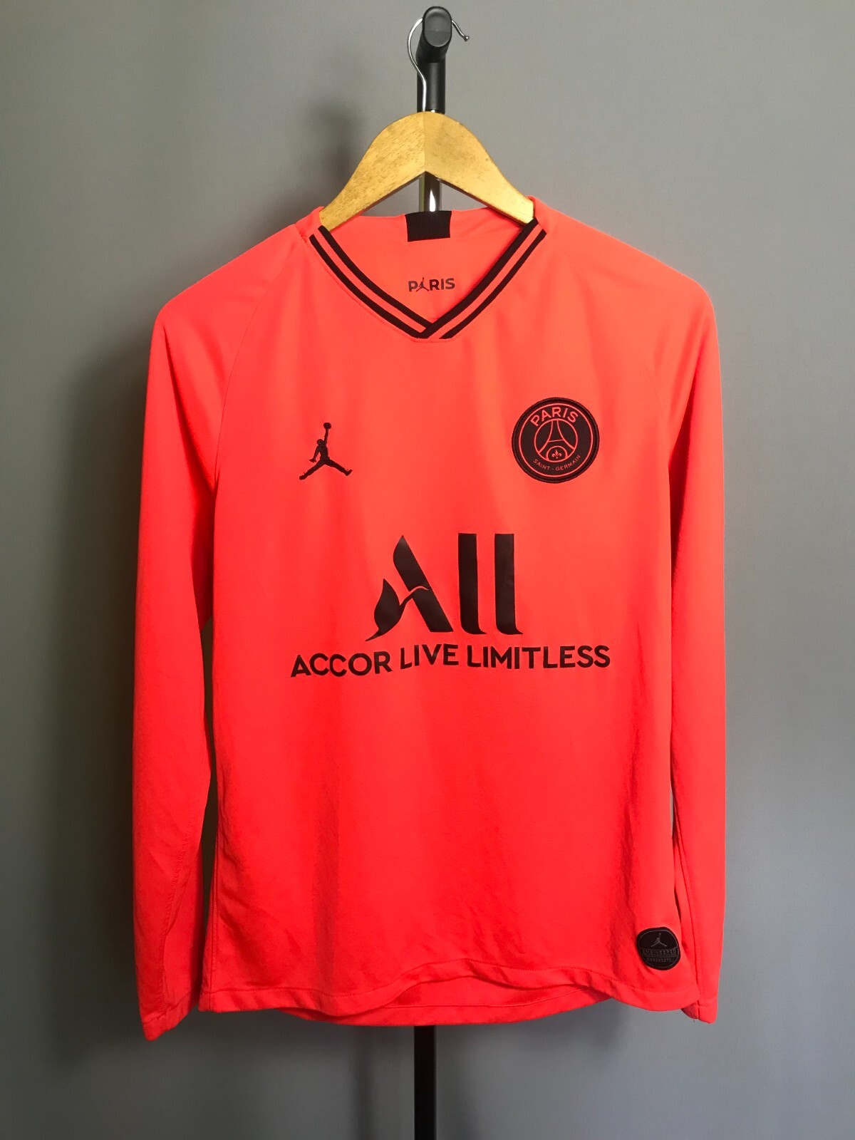 【正規品XL】PSG×ジョーダン 19-20アウェイオーセンティックユニフォーム パリ・サンジェルマン ユニフォームショップ 2019-2020 ナイキ