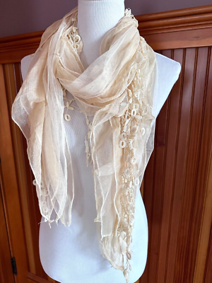 Scarf with lace online trim