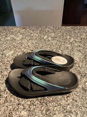 NEW Women's Oofo's Oolala Luxe Atlantis 8
