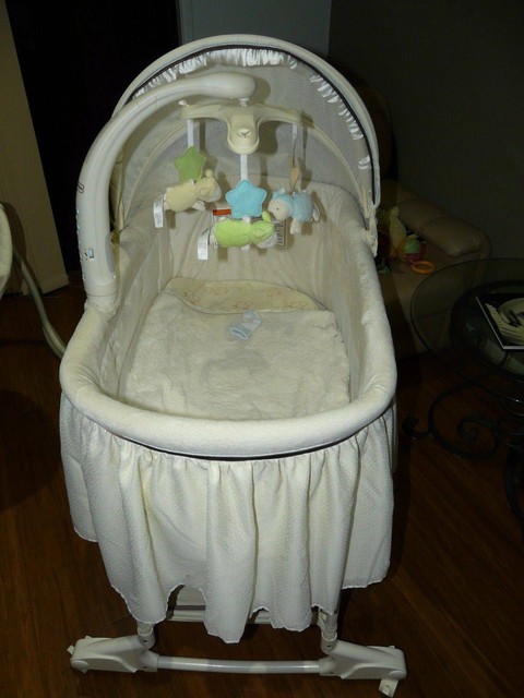 my little lamb rocking bassinet