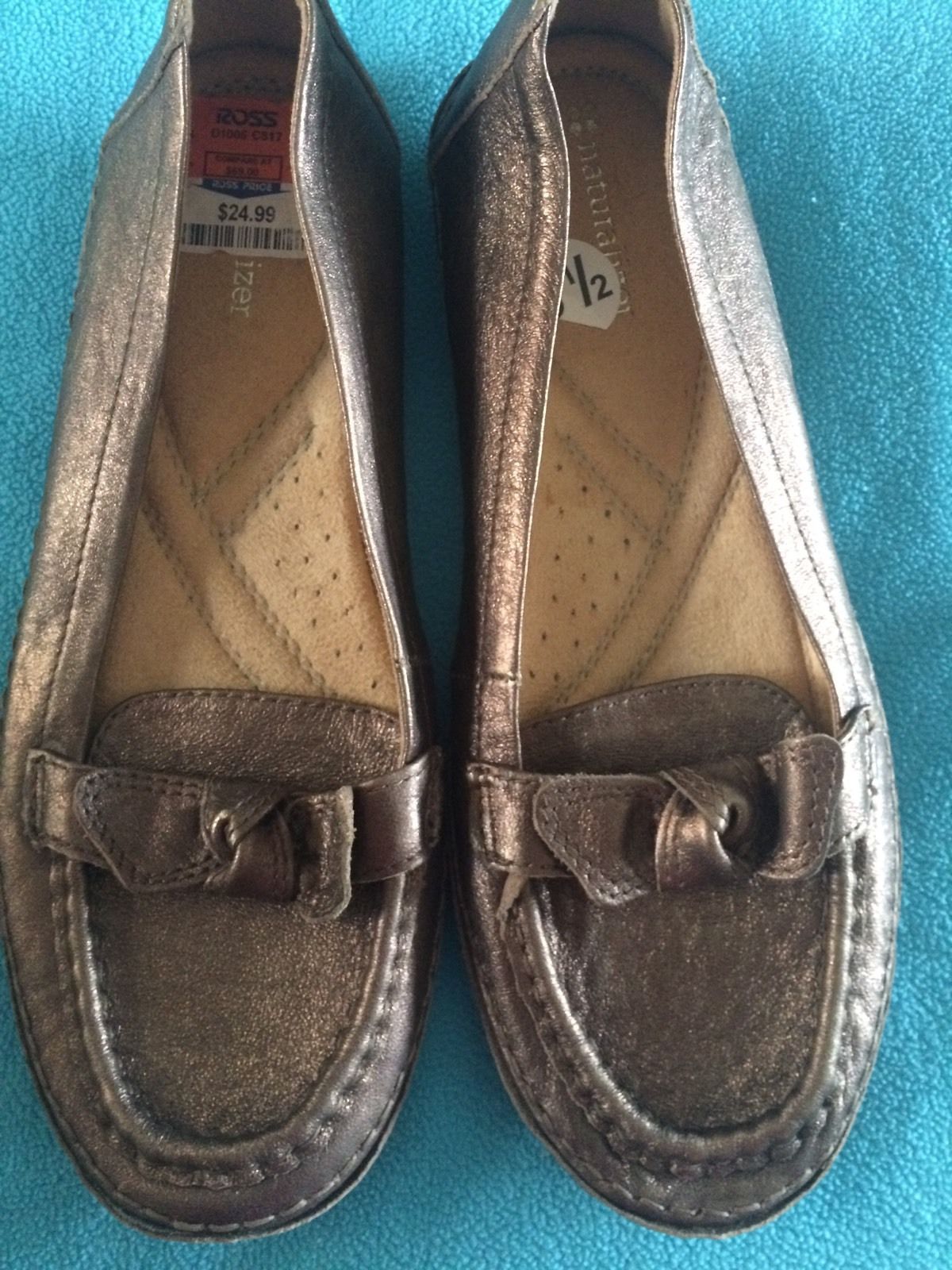 Naturalizer Flats and Oxfords for Women