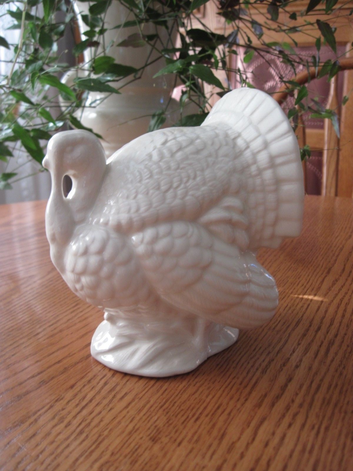 Ceramic Turkey, farmhouse, rustic white, Thanksgiving Table Decoration