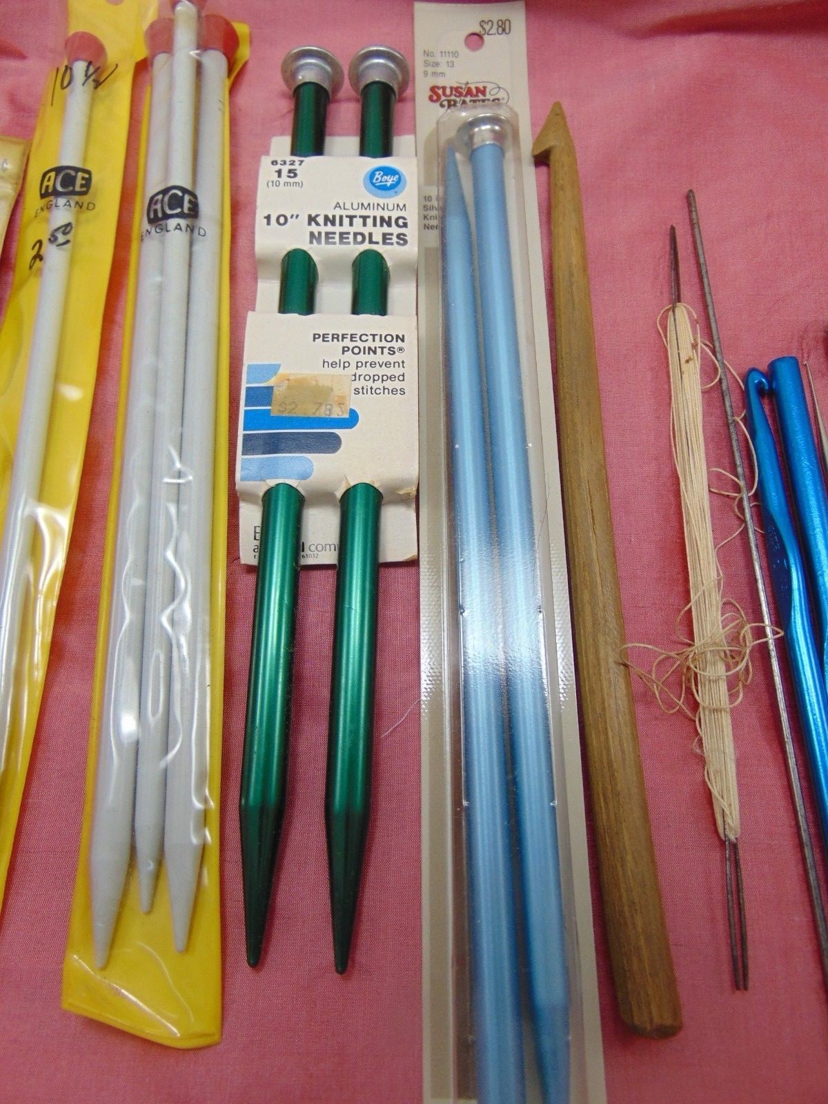 Vtg Knitting Crochet LOT Ace, Boye, Susan Bates Accessories Wood, Metal Plastic