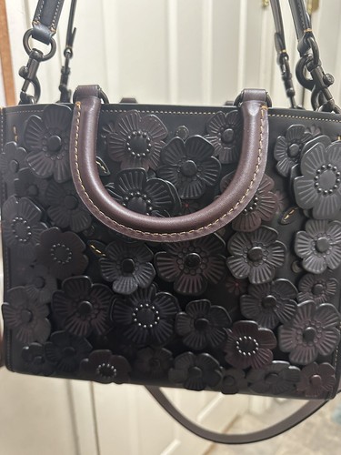 COACH BLACK COLORBLOCK TEA ROSE APPLIQUE ROGUE C8520 | eBay