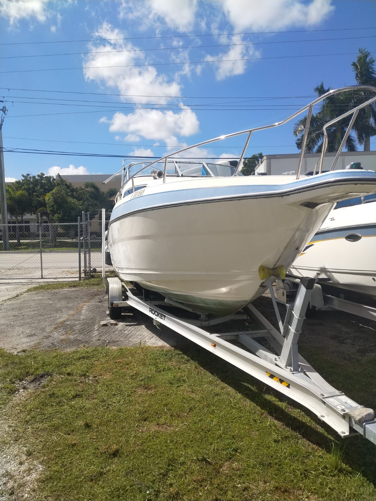 1994 Wellcraft Mid Cabin w Motor & Trailer, Dania Beach FL No Fees & No Reserve
