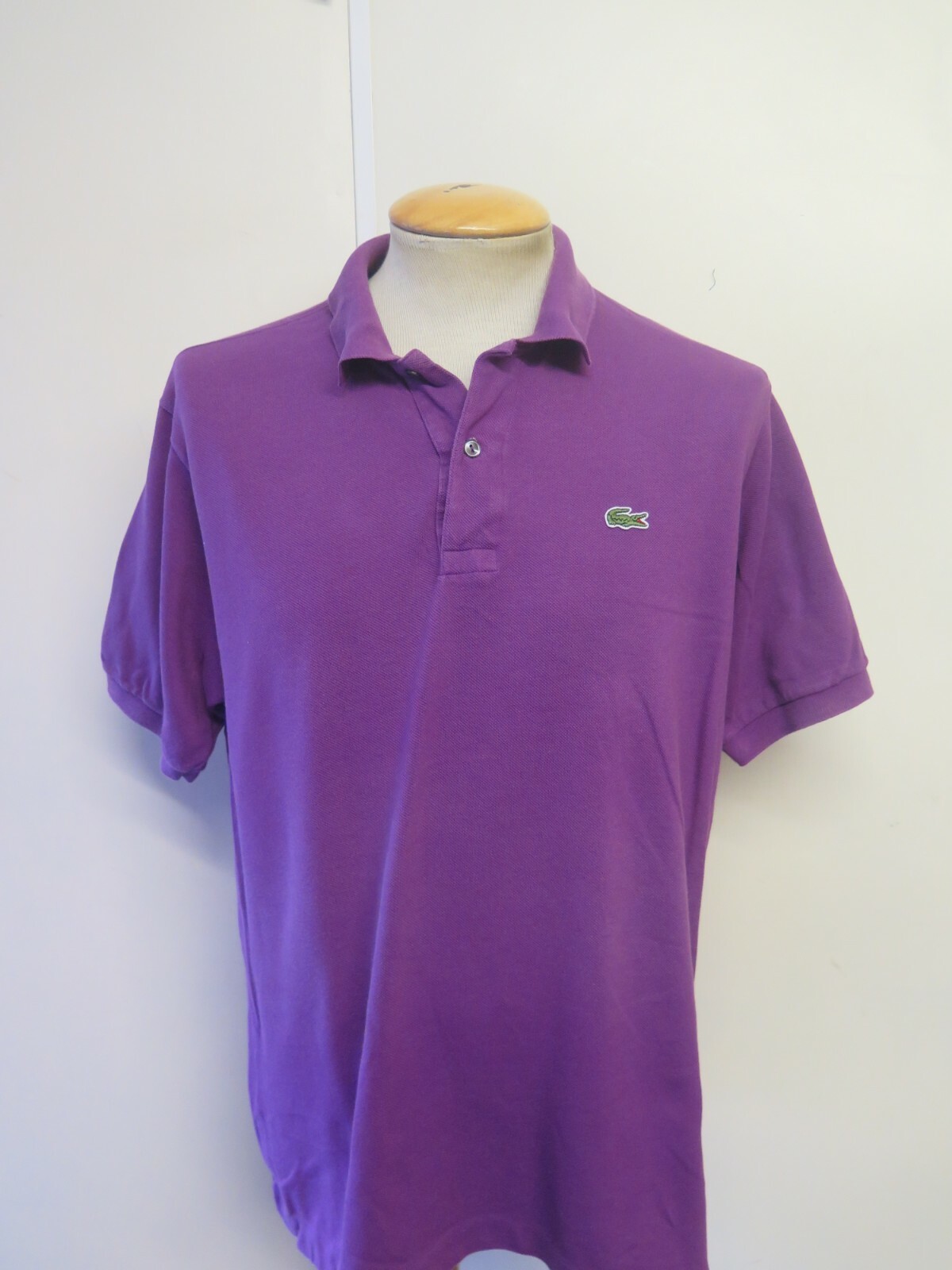 lacoste shirt size 50