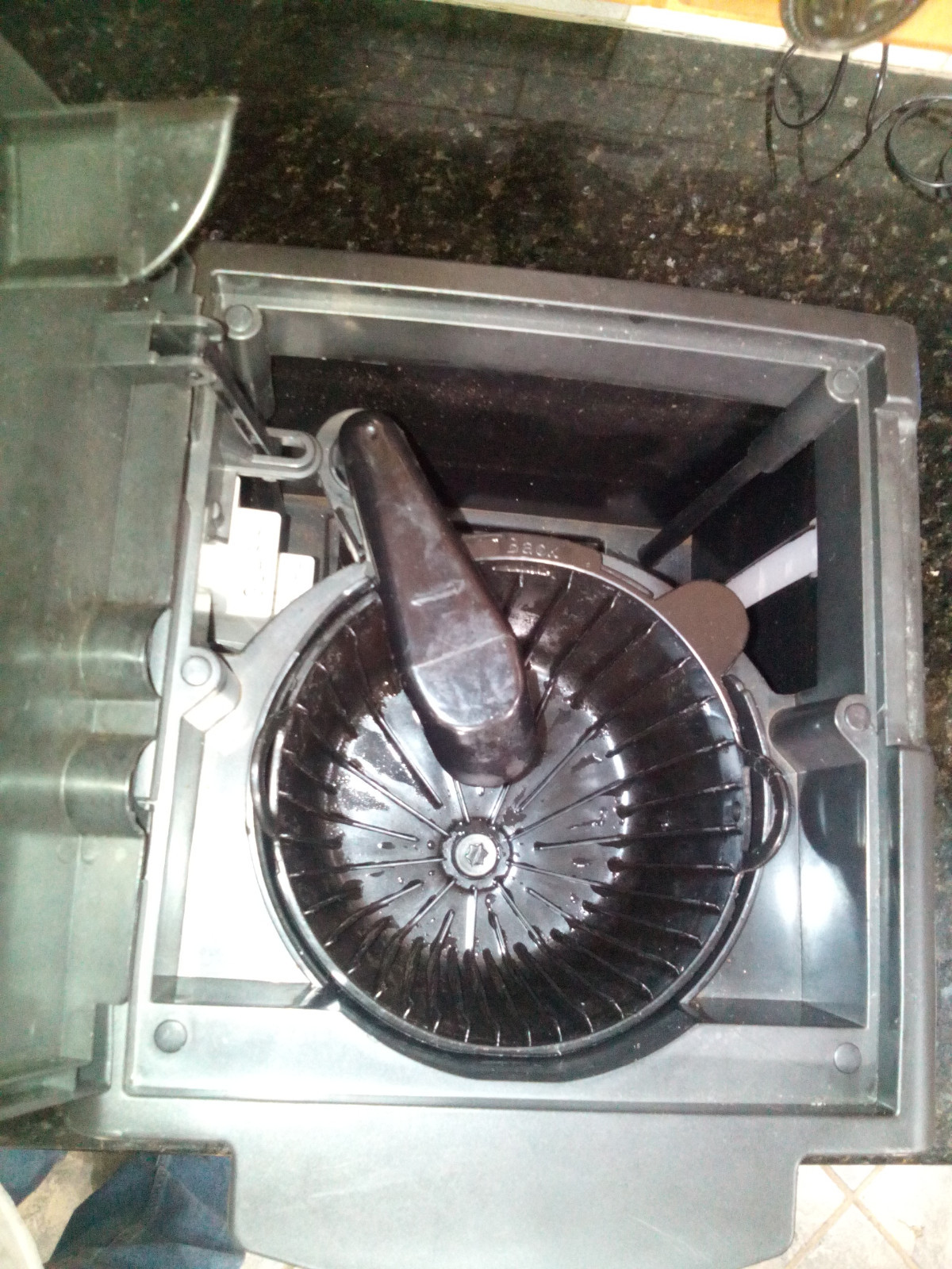 MR COFFEE 12-CUP BREWER WITH SELECT BREW,TIMER,CORD STORAGE  M# BVMC-SJX33GT