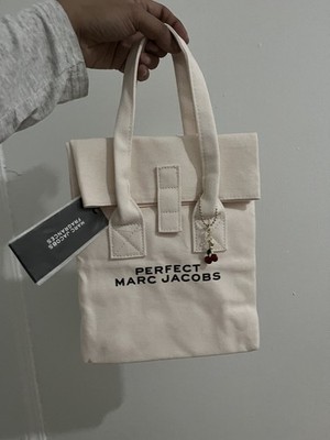 Foto dell'oggetto di un acquirente verificato